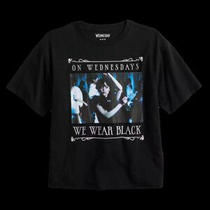 Juniors' Wednesday Halloween Cropped Graphic Tee size medium new with tag